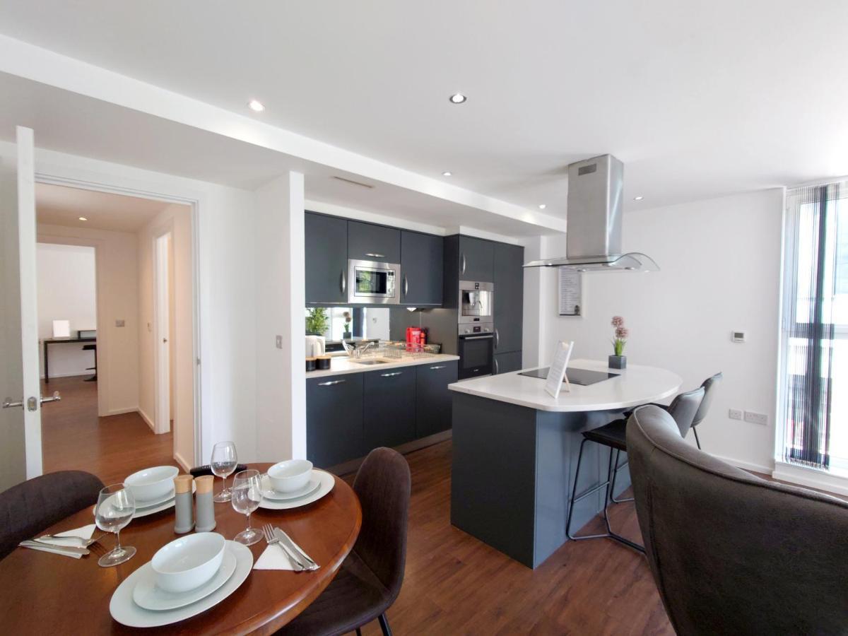 Fully Serviced Two Bed Apartment By Excel & O2 ลอนดอน ภายนอก รูปภาพ